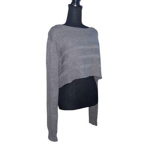 Scoop Neck Crop Sweater 🩶